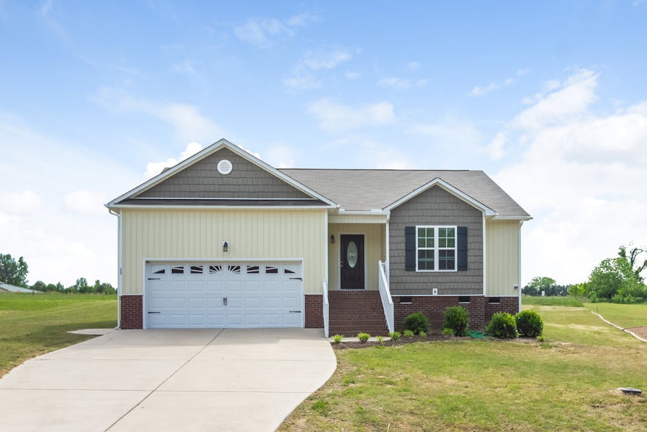 29 Ok Corral Dr, Clayton, NC 27520 Home for Rent 3 Beds, 2 Baths